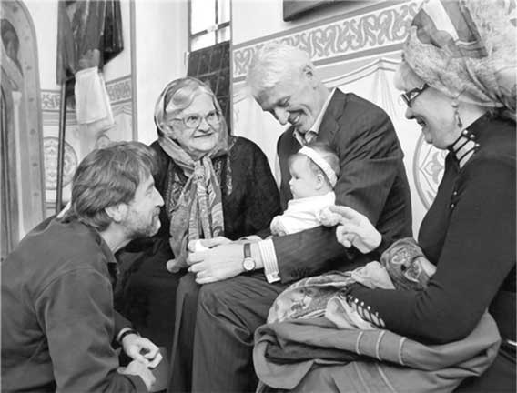 Иллюстрация к книге — Ирина Алферова. Любимая женщина красавца Абдулова [i_049.jpg]