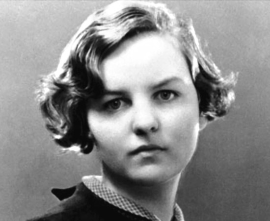 Иллюстрация к книге — Джоан Роулинг. Всё о Гарри Поттере, жизни и любви [i_035.jpg]