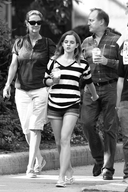 Иллюстрация к книге — Джоан Роулинг. Всё о Гарри Поттере, жизни и любви [i_082.jpg]