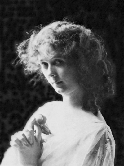 Иллюстрация к книге — Айседора Дункан. Модерн на босу ногу [i_011.jpg]