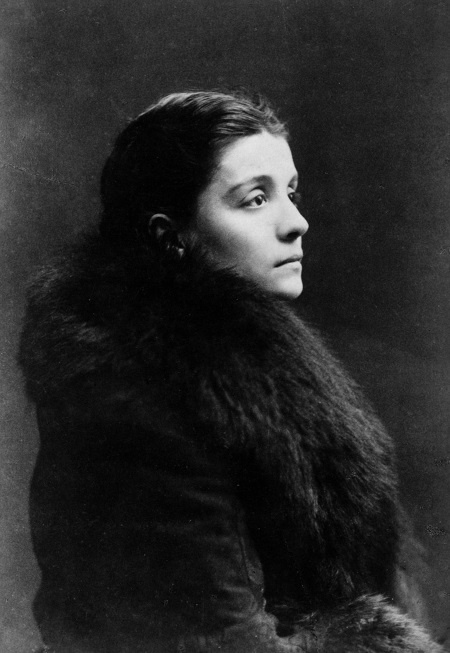 Иллюстрация к книге — Айседора Дункан. Модерн на босу ногу [i_025.jpg]