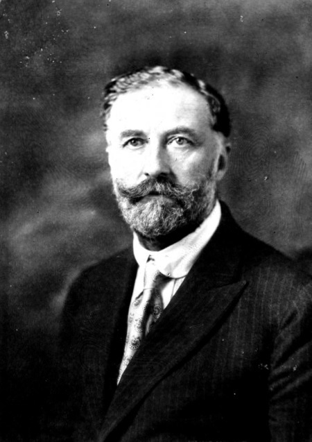 Иллюстрация к книге — Айседора Дункан. Модерн на босу ногу [i_030.jpg]