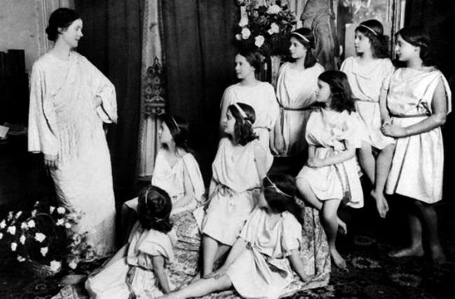 Иллюстрация к книге — Айседора Дункан. Модерн на босу ногу [i_040.jpg]