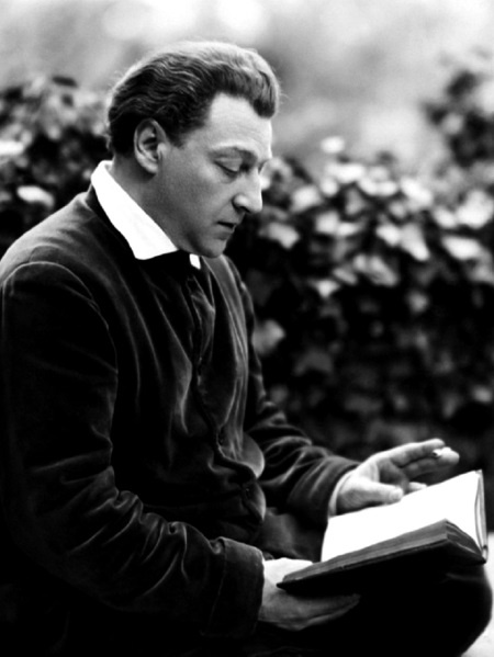 Иллюстрация к книге — Айседора Дункан. Модерн на босу ногу [i_041.jpg]