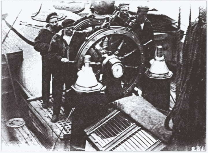 Иллюстрация к книге — На вахте и на гауптвахте. Русский матрос от Петра Великого до Николая Второго [i_004.jpg]