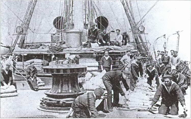 Иллюстрация к книге — На вахте и на гауптвахте. Русский матрос от Петра Великого до Николая Второго [i_007.jpg]