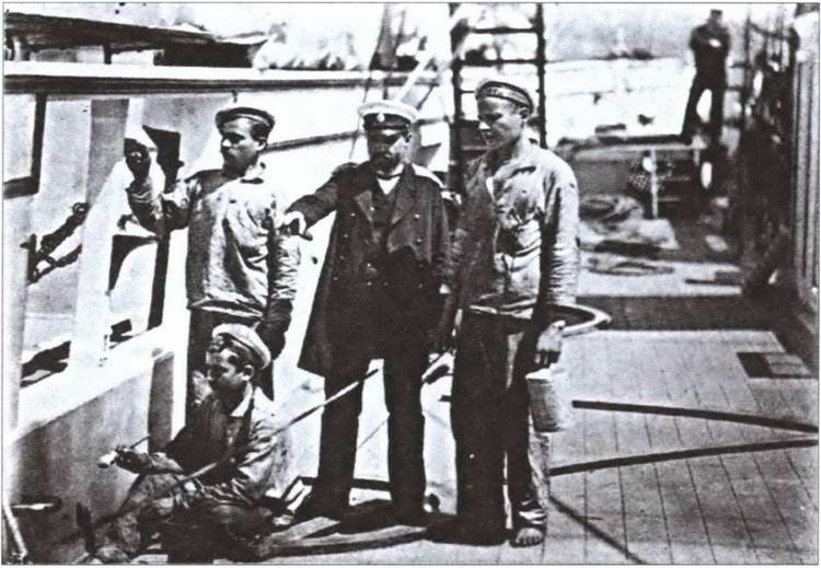 Иллюстрация к книге — На вахте и на гауптвахте. Русский матрос от Петра Великого до Николая Второго [i_009.jpg]