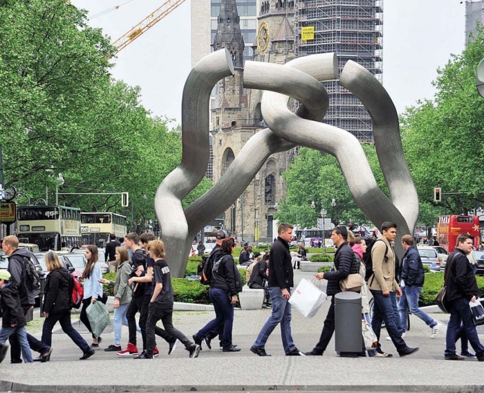 Иллюстрация к книге — Берлин. Веселая столица, или От рейхстага до кебаба [i_048.jpg]