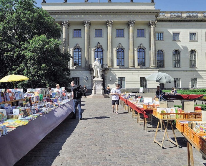 Иллюстрация к книге — Берлин. Веселая столица, или От рейхстага до кебаба [i_049.jpg]