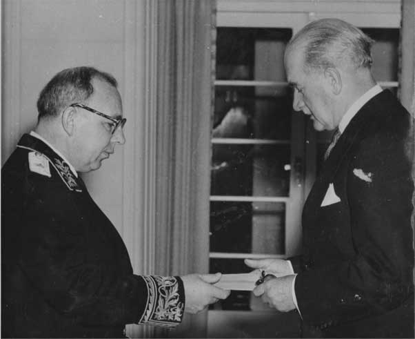 Иллюстрация к книге — Русская революция в Австралии и "сети шпионажа" [i_013.jpg]