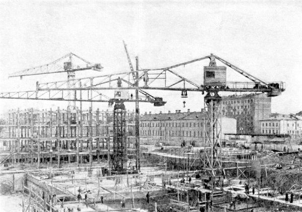 Иллюстрация к книге — Высотки сталинской Москвы. Наследие эпохи [i_092.jpg]