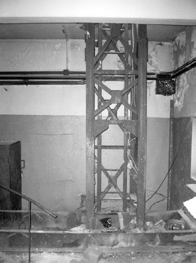 Иллюстрация к книге — Высотки сталинской Москвы. Наследие эпохи [i_100.jpg]