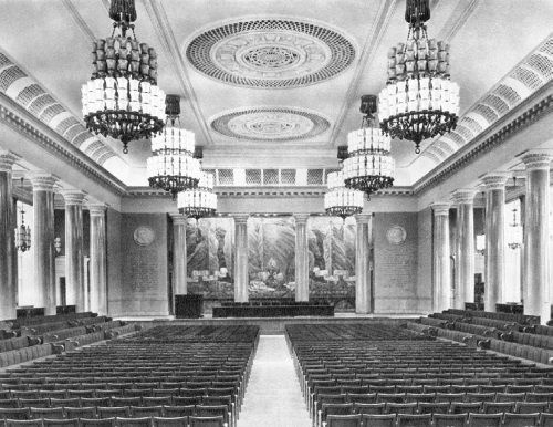 Иллюстрация к книге — Высотки сталинской Москвы. Наследие эпохи [i_138.jpg]