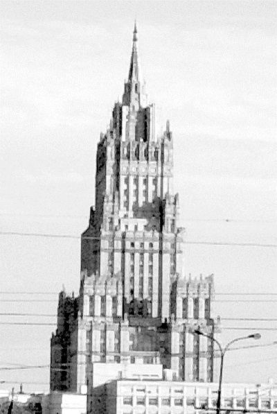 Иллюстрация к книге — Высотки сталинской Москвы. Наследие эпохи [i_167.jpg]