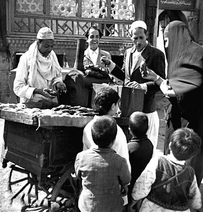 Иллюстрация к книге — Конец Великолепного века, или Загадки последних невольниц Востока [i_005.jpg]