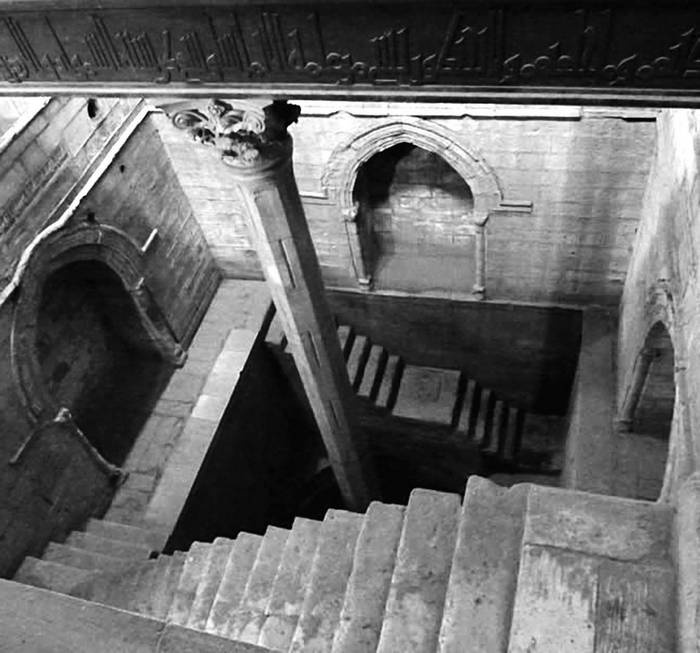 Иллюстрация к книге — Конец Великолепного века, или Загадки последних невольниц Востока [i_040.jpg]