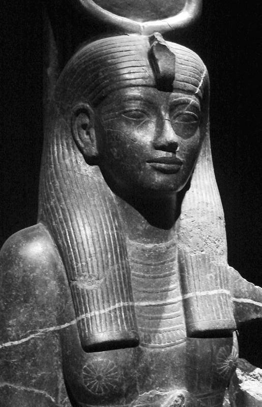 Иллюстрация к книге — Конец Великолепного века, или Загадки последних невольниц Востока [i_047.jpg]