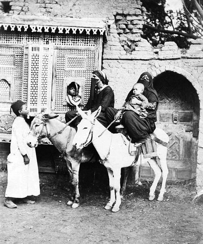 Иллюстрация к книге — Конец Великолепного века, или Загадки последних невольниц Востока [i_055.jpg]