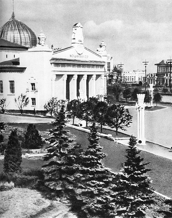 Иллюстрация к книге — Восьмое чудо света. ВСХВ-ВДНХ-ВВЦ [i_107.jpg]