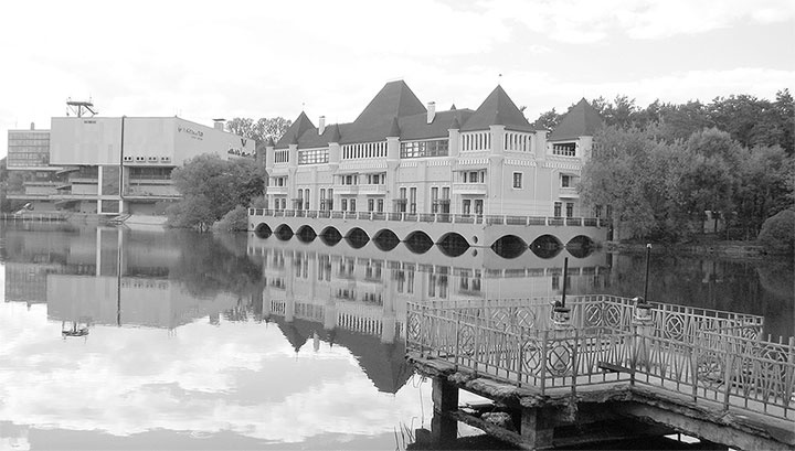 Иллюстрация к книге — Восьмое чудо света. ВСХВ-ВДНХ-ВВЦ [i_305.jpg]