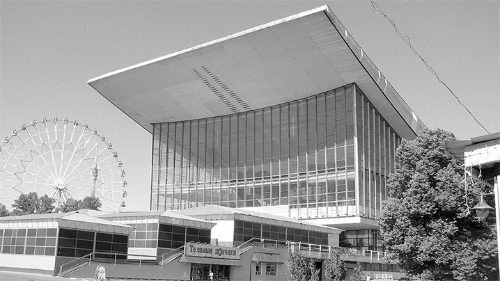 Иллюстрация к книге — Восьмое чудо света. ВСХВ-ВДНХ-ВВЦ [i_310.jpg]