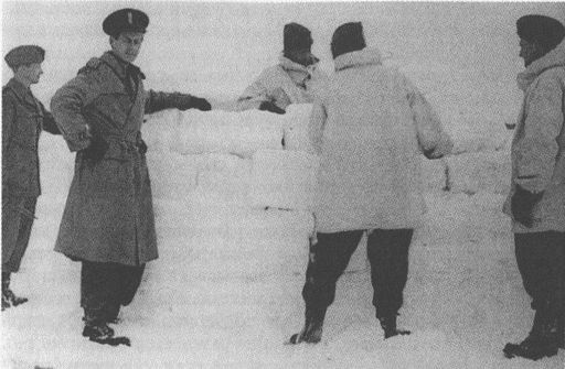 Иллюстрация к книге — Тур Хейердал. Биография. Книга 1. Человек и океан [i_074.jpg]