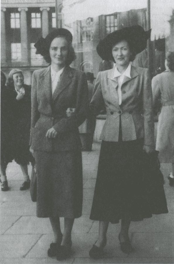 Иллюстрация к книге — Тур Хейердал. Биография. Книга 2. Человек и мир [i_009.jpg]