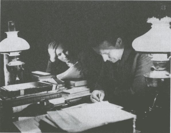 Иллюстрация к книге — Тур Хейердал. Биография. Книга 2. Человек и мир [i_071.jpg]