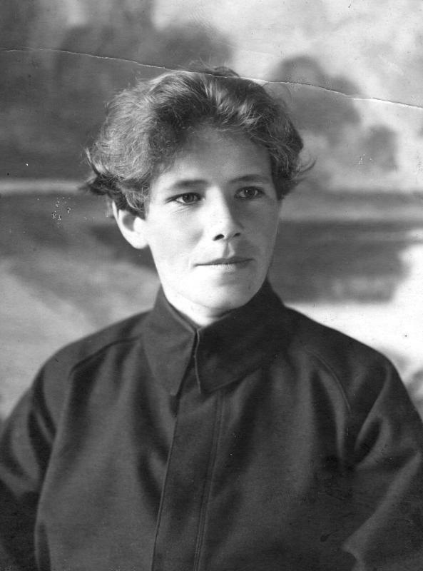 Иллюстрация к книге — Я буду летать! Первая русская женщина-летчица Зинаида Кокорина [i_043.jpg]