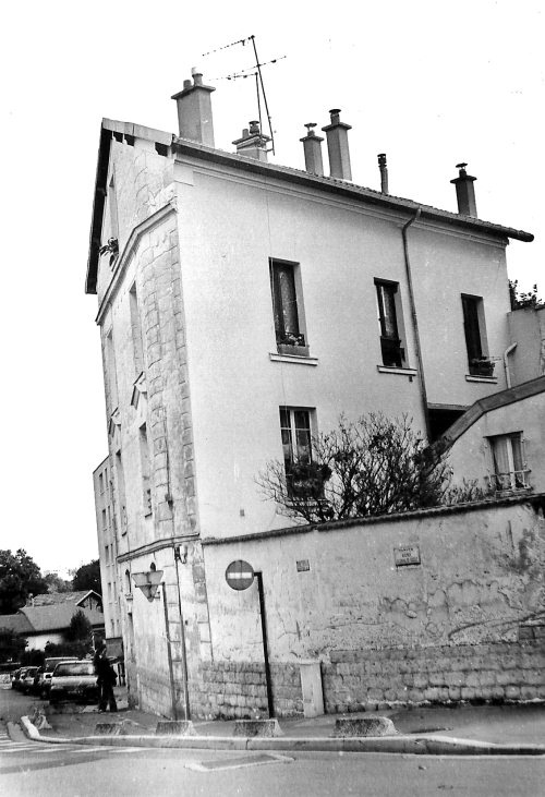 Иллюстрация к книге — Вокруг Парижа с Борисом Носиком. Том 1 [i_025.jpg]