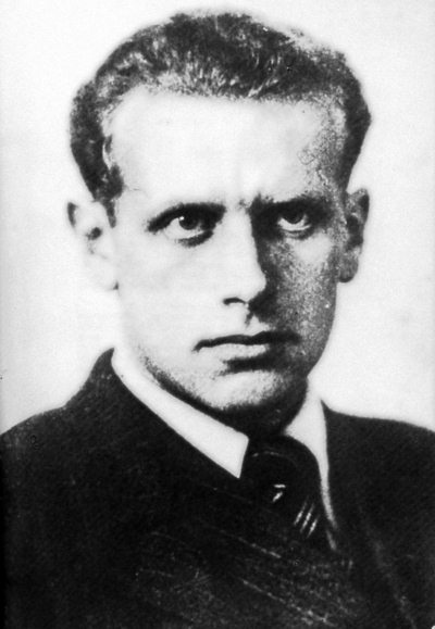 Иллюстрация к книге — Вокруг Парижа с Борисом Носиком. Том 1 [i_029.jpg]