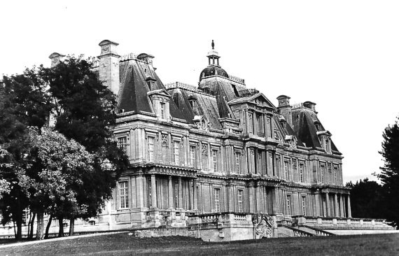 Иллюстрация к книге — Вокруг Парижа с Борисом Носиком. Том 2 [i_027.jpg]