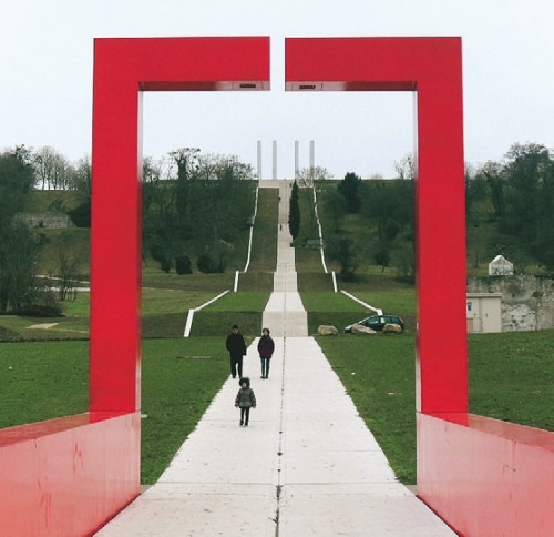 Иллюстрация к книге — Прекрасная Франция [i_023.jpg]