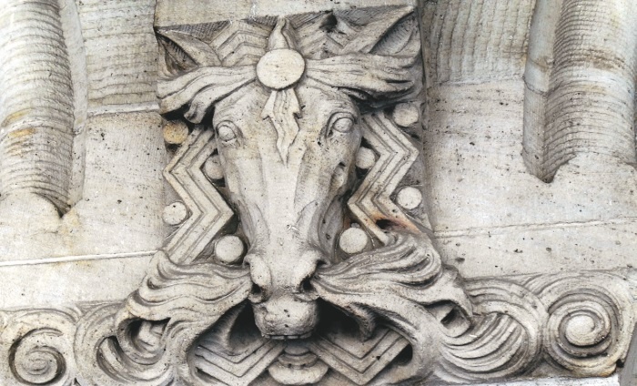 Иллюстрация к книге — Прекрасная Франция [i_098.jpg]