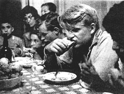 Иллюстрация к книге — По следам Марко Поло [i_004.jpg]