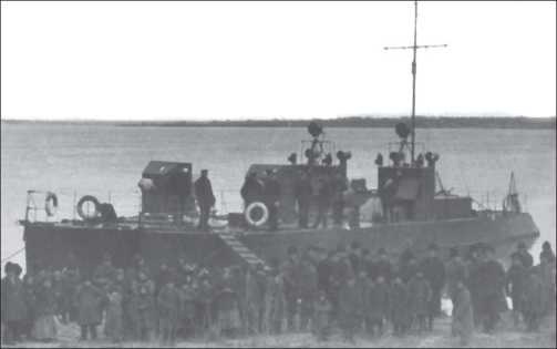 Иллюстрация к книге — Бронекатера Сталина. "Речные танки" Великой Отечественной [i_006.jpg]