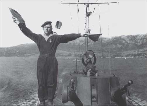 Иллюстрация к книге — Бронекатера Сталина. "Речные танки" Великой Отечественной [i_043.jpg]