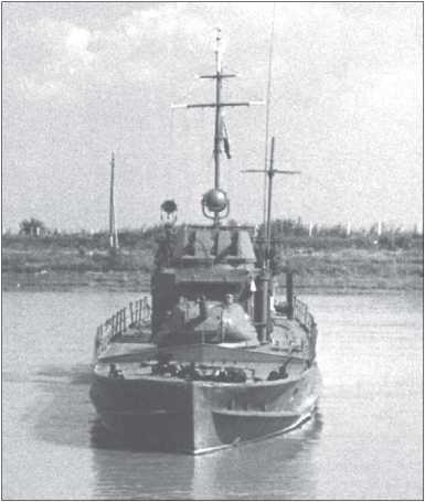 Иллюстрация к книге — Бронекатера Сталина. "Речные танки" Великой Отечественной [i_075.jpg]