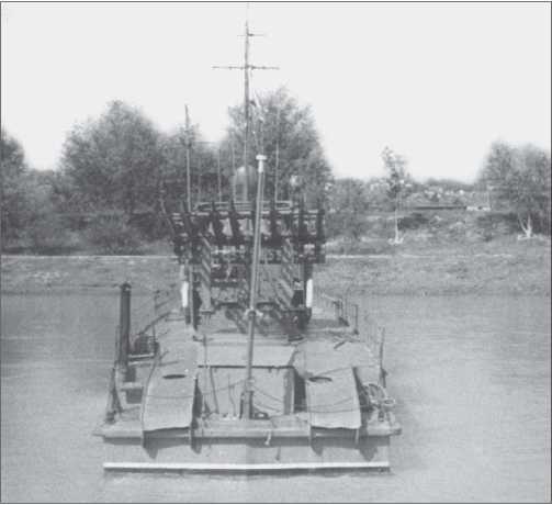 Иллюстрация к книге — Бронекатера Сталина. "Речные танки" Великой Отечественной [i_077.jpg]