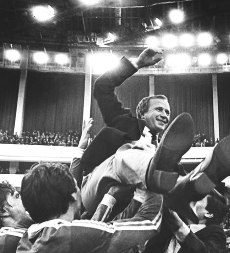 Иллюстрация к книге — Зенит. Новейшая история. 2.0 [i_018.jpg]