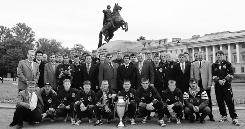 Иллюстрация к книге — Зенит. Новейшая история. 2.0 [i_045.jpg]