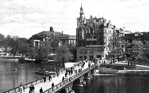 Иллюстрация к книге — Страна аистов. Саги, сказки и хроники Пруссии [i_080.jpg]