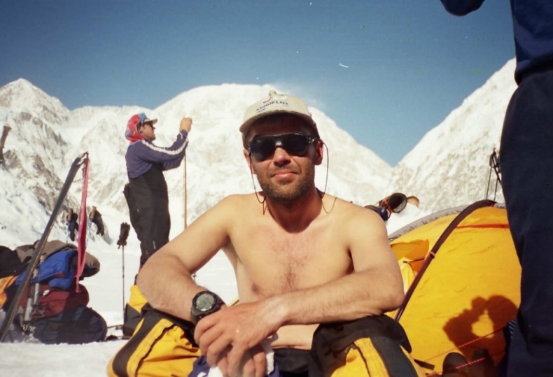 Иллюстрация к книге — Восхождение на Мак-Кинли [_1.jpg]