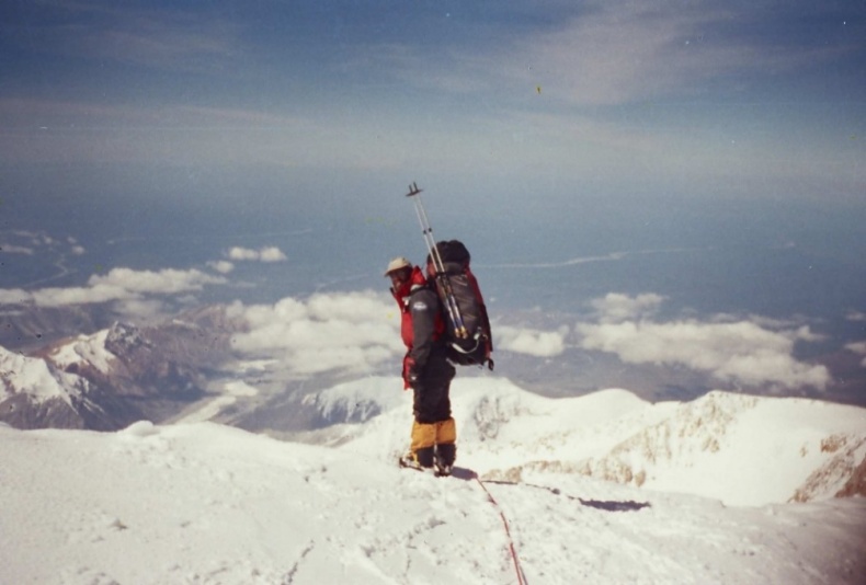 Иллюстрация к книге — Восхождение на Мак-Кинли [_15.jpg]