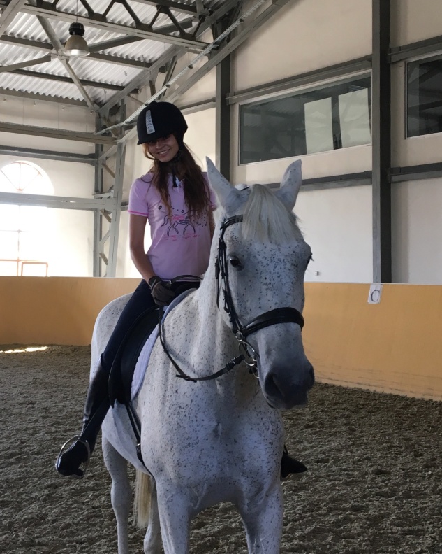 Иллюстрация к книге — Евротрэш. Соблазнение богатых для бедных [i_007.jpg]