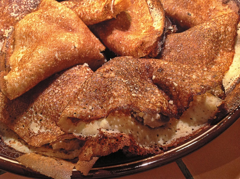 Иллюстрация к книге — (Не)Кулинарная книга. Писательская кухня на Бородинском поле [i_015.jpg]