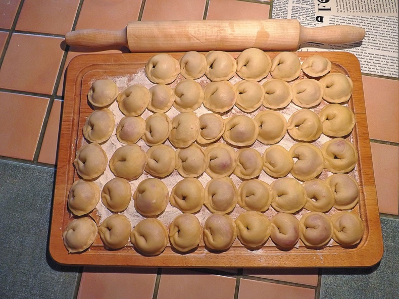 Иллюстрация к книге — (Не)Кулинарная книга. Писательская кухня на Бородинском поле [i_017.jpg]