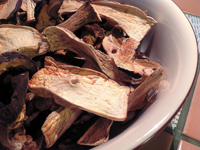 Иллюстрация к книге — (Не)Кулинарная книга. Писательская кухня на Бородинском поле [i_029.jpg]