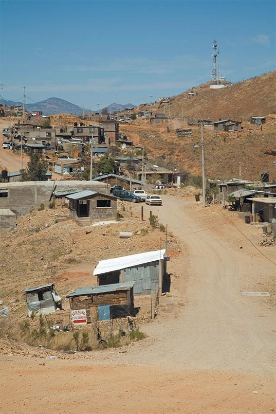 Иллюстрация к книге — Почему одни страны богатые, а другие бедные. Происхождение власти, процветания и нищеты [_22.jpg]