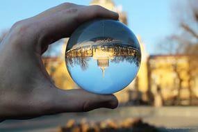 Иллюстрация к книге — 99 законов взрывного пиара. Книга-практикум [i_003.jpg]